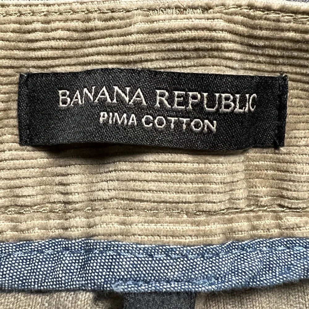 Banana Republic Men's Khaki Tan Straight Leg Corduroy Pants Sz. 40‎